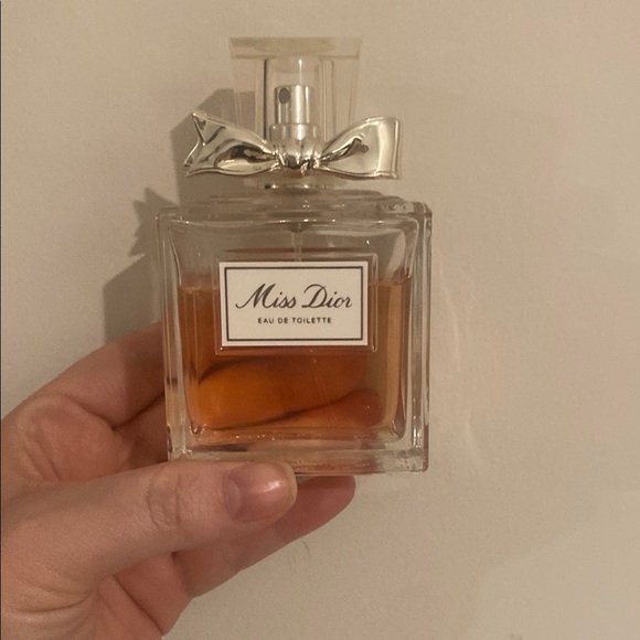 Miss Dior edu de toilette 2.7 oz Gently used - Picture 1 of 2